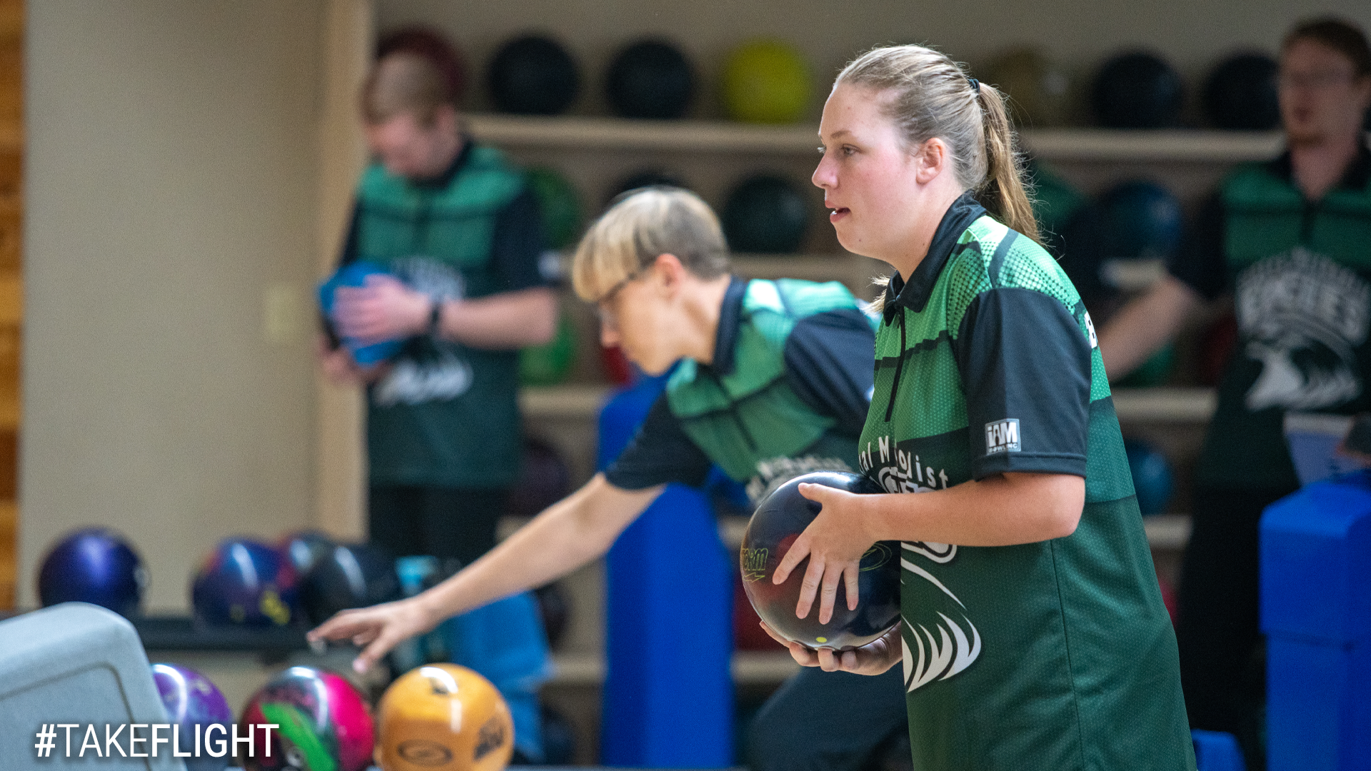 Central Bowling Opens New Year at Eagle Invitational