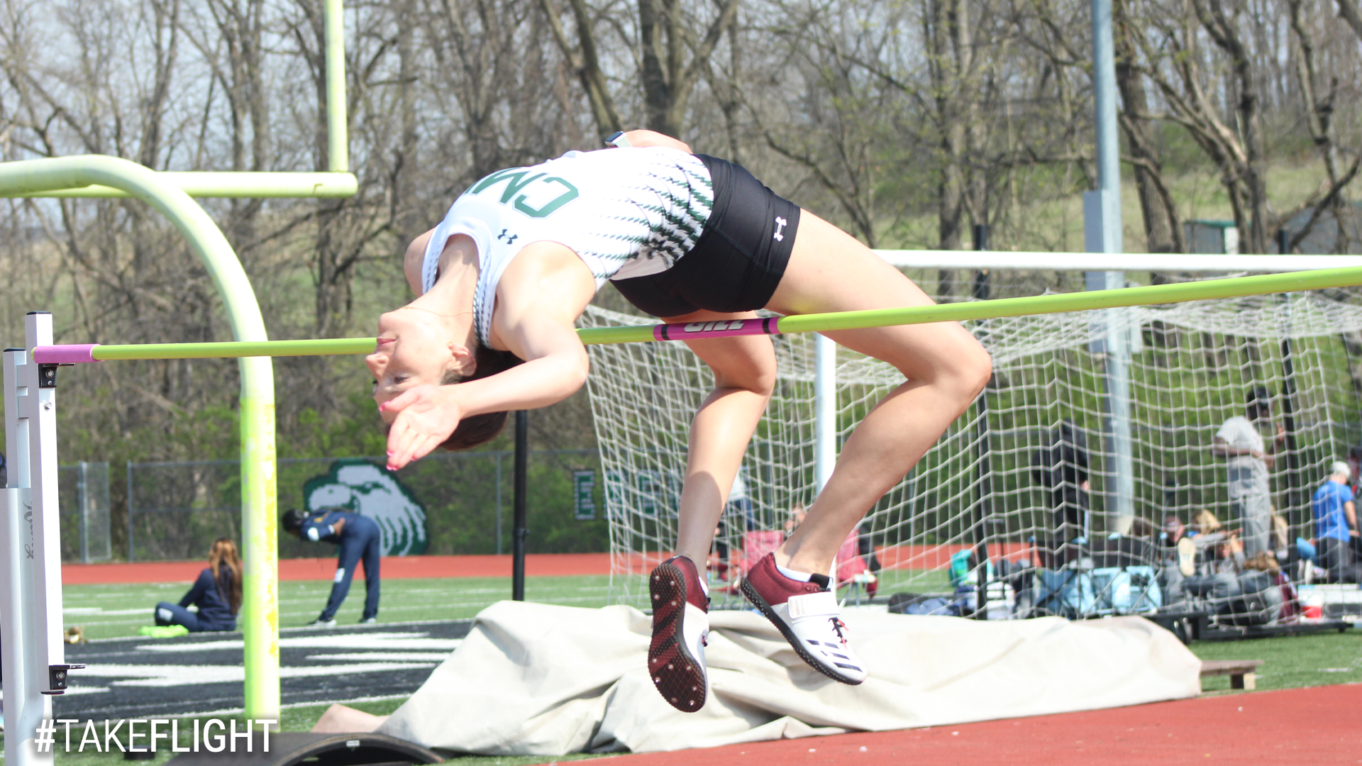 Central Continues Outdoor Season at UCM Mule Relays
